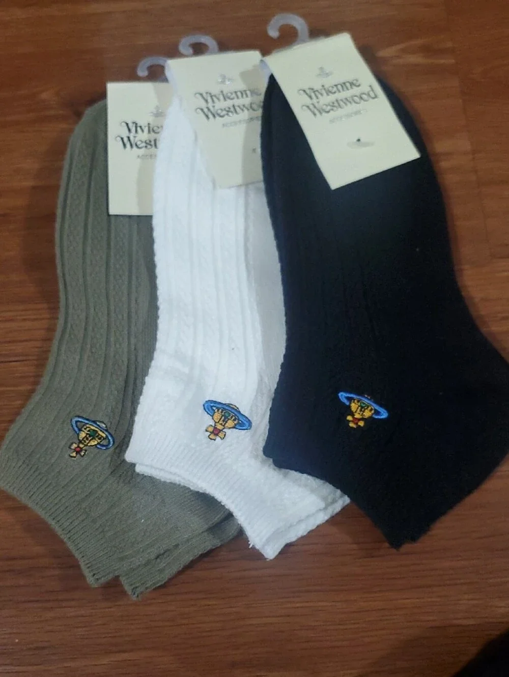 Vivienne Westwood White, Olive & Black Low-Cut Men’s Socks — 3-Pack